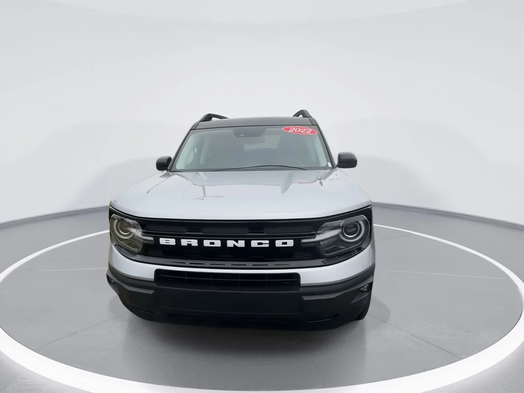 Used 2022 Silver Ford Outer Banks image 3