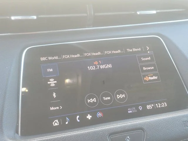 Used 2019 Blue Cadillac Luxury image 15