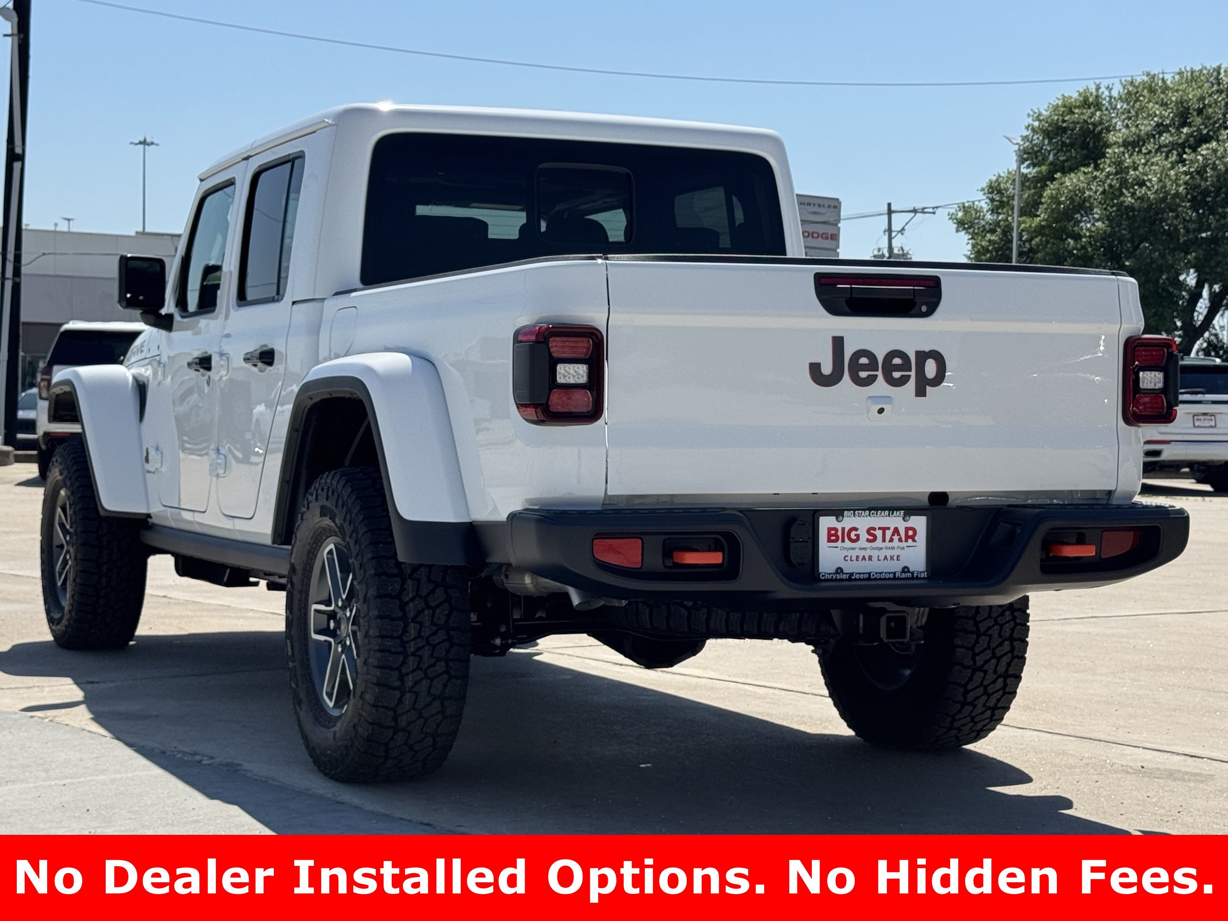 New 2026 Bright White Clear-Coat Exterior Paint Jeep Mojave image 7