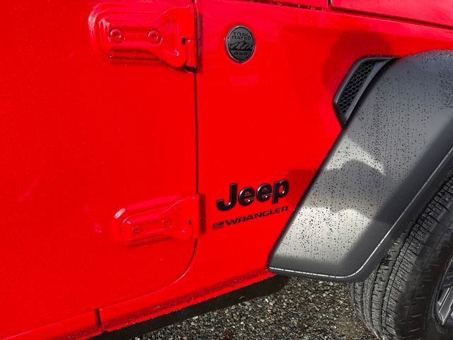 New 2026 Firecracker Red Clear-Coat Exterior Paint Jeep Sport S image 32