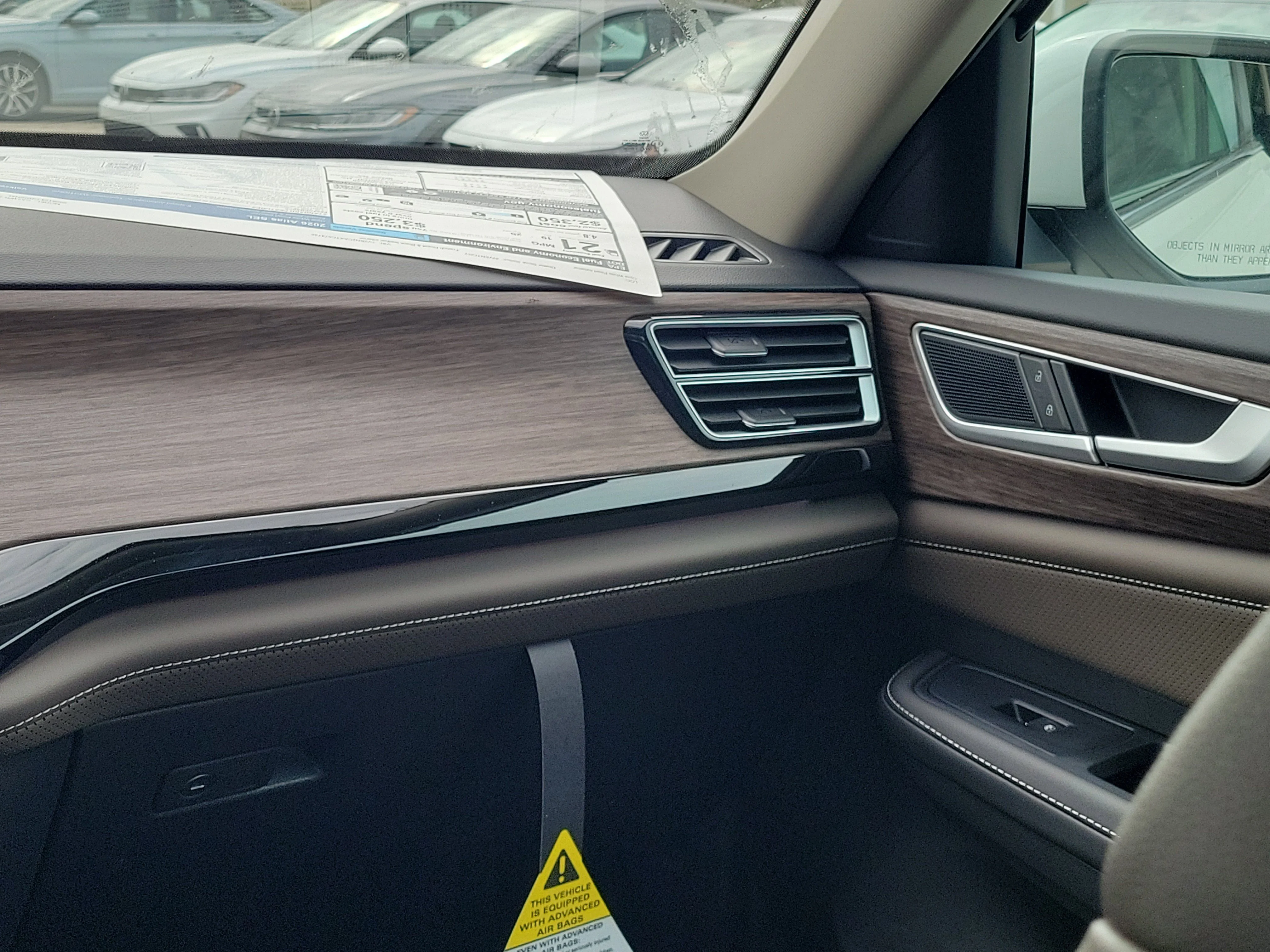 New 2026 White Volkswagen SEL image 4