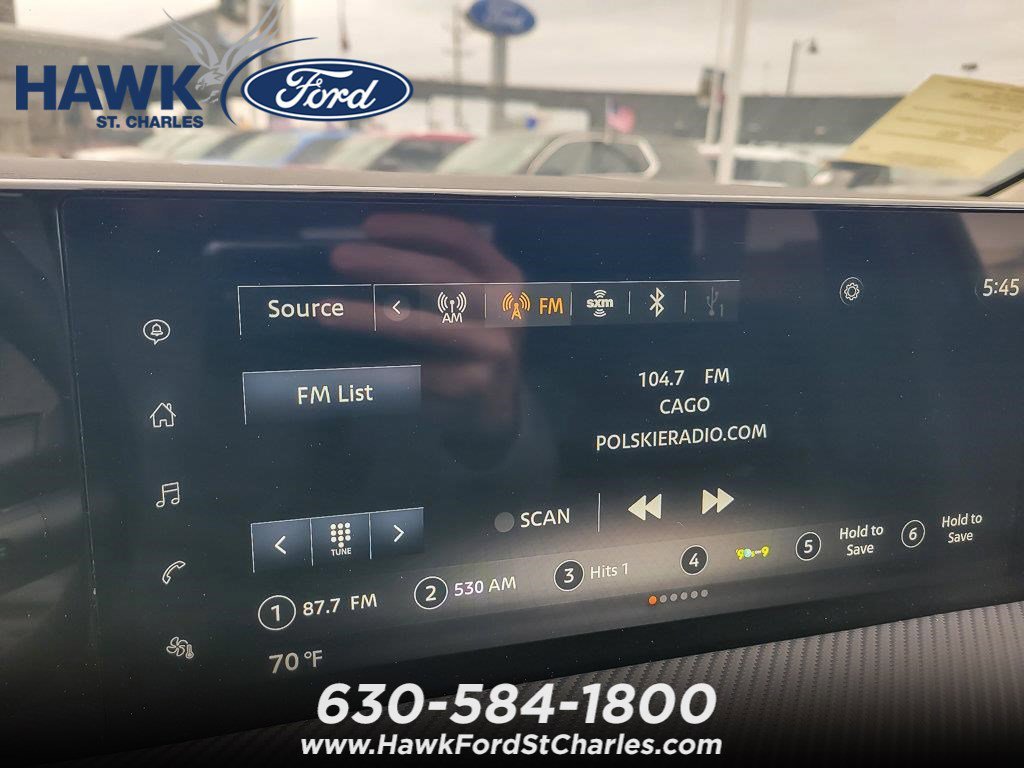 Used 2025 Deep Blue Pearl Nissan SR image 12