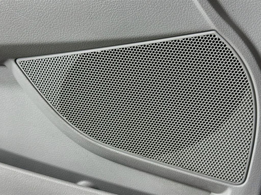 Used 2011 Black Toyota LE image 20