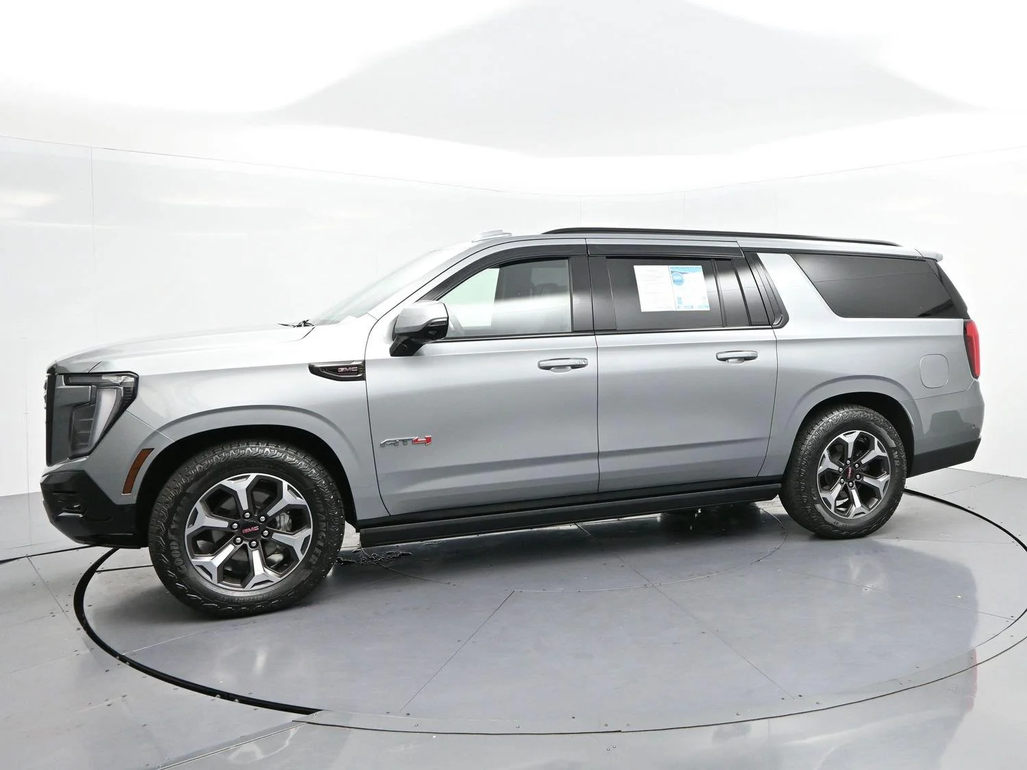 Used 2025 Sterling Metallic GMC AT4 Ultimate image 4