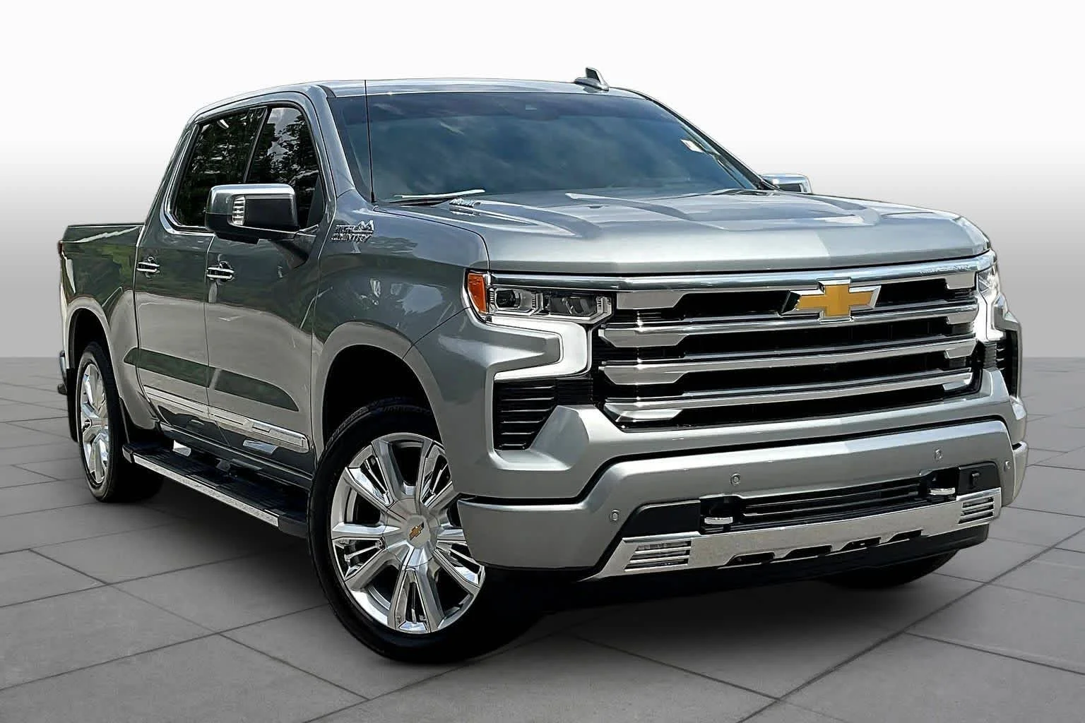 Used 2026 Sterling Gray Metallic Chevrolet High Country image 5