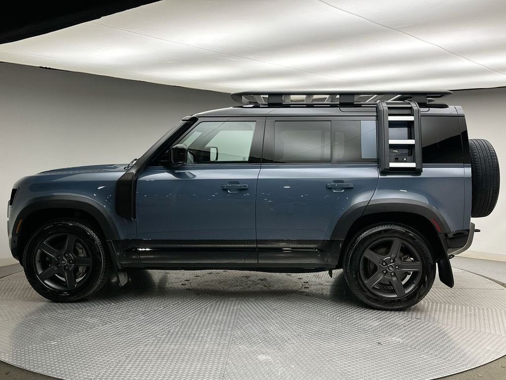 Certified Used 2023 Pangea Green Metallic Land Rover X-Dynamic SE image 10