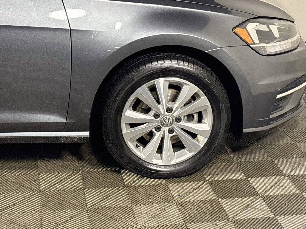 Used 2018 Gray Volkswagen S image 22