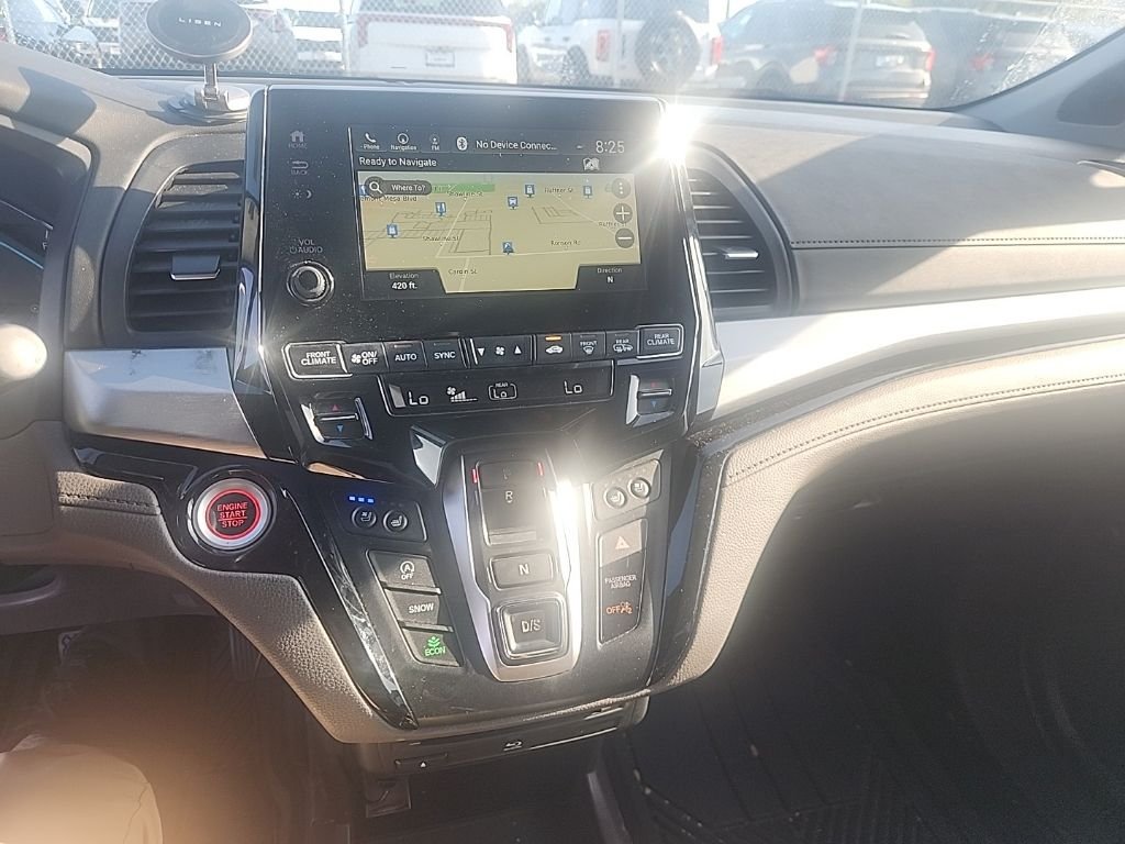 Used 2018 White Honda Elite image 24