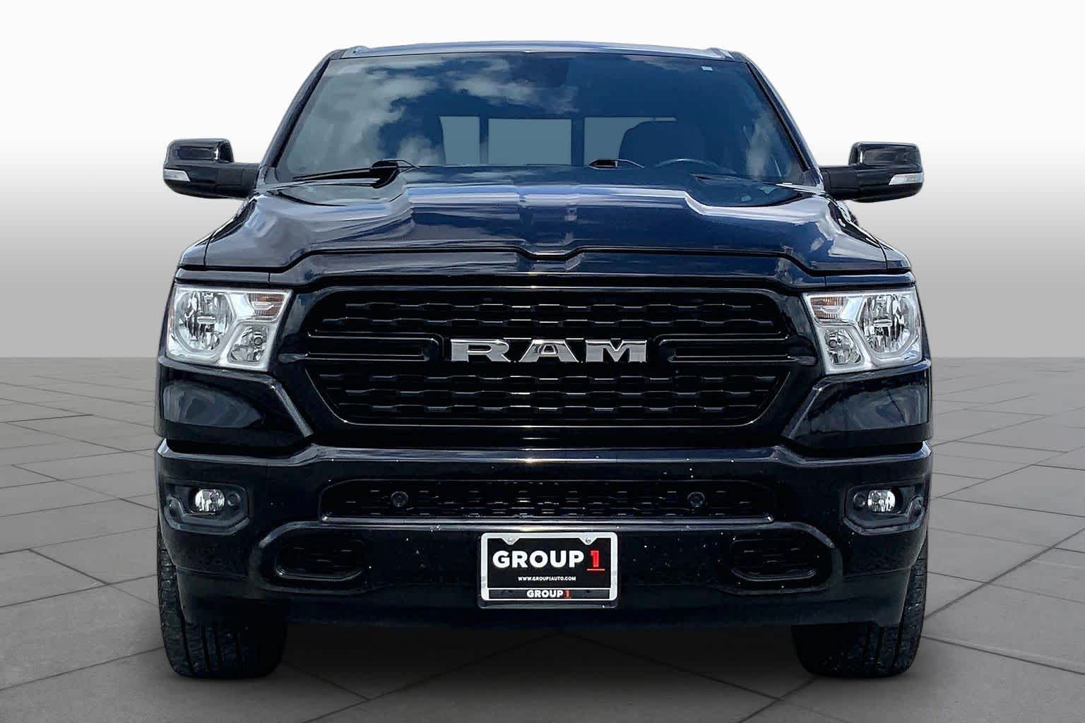 Used 2022 Diamond Black Crystal Pearlcoat Ram Lone Star image 4