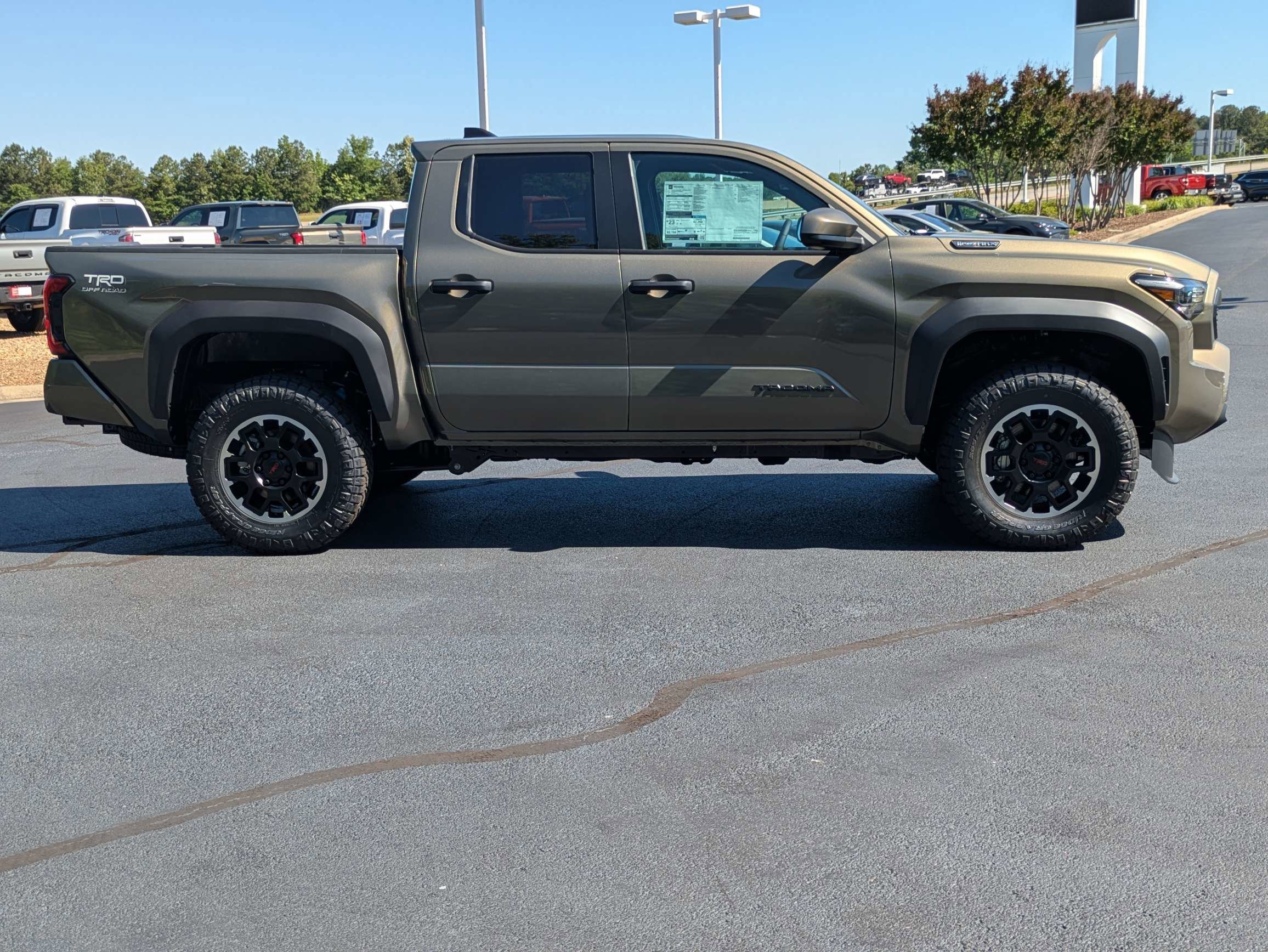 2026 Toyota Tacoma TRD Off Road - Photo 3