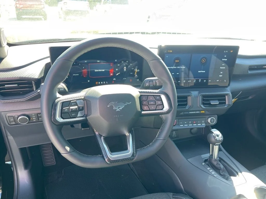 2026 Ford Mustang EcoBoost Fastback - Photo 3