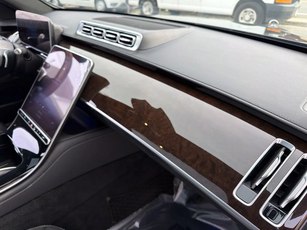 Used 2022 Black Mercedes-Benz S 580 image 25