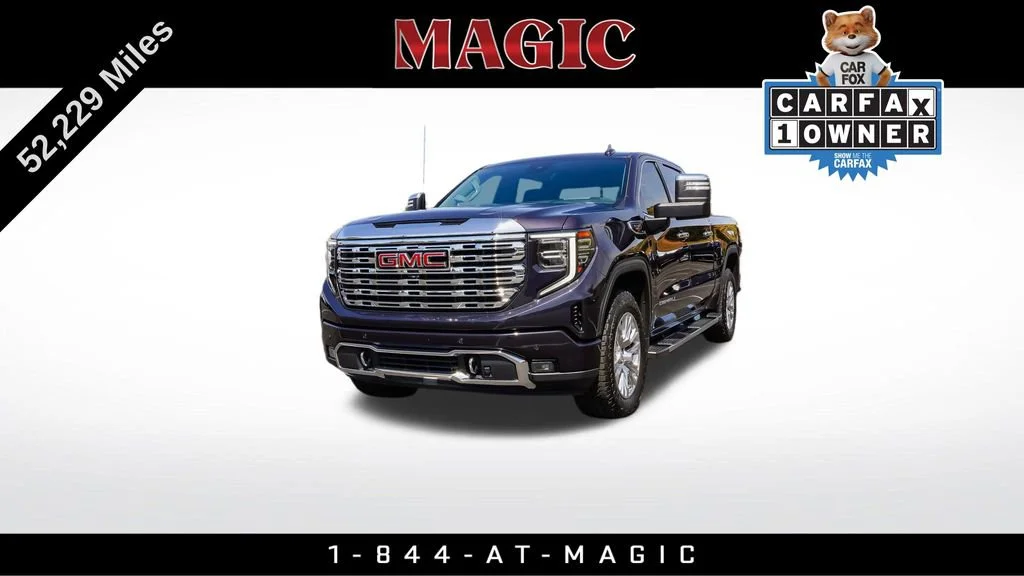 2023 GMC Sierra 4WD Crew Cab Short Box Denali's photo