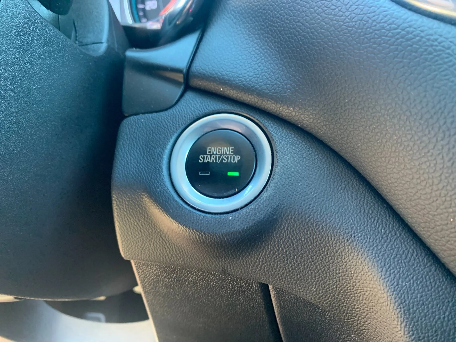 Used 2019 CAJUN RED TINTCOAT Chevrolet LT image 24