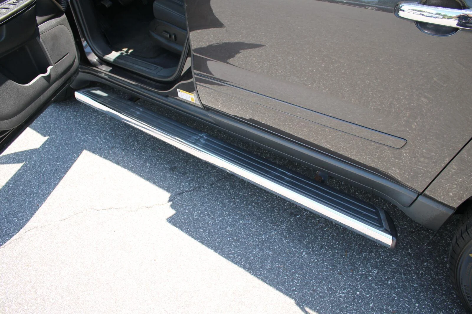 Used 2016 TUNGSTEN METALLIC Chevrolet LT image 30