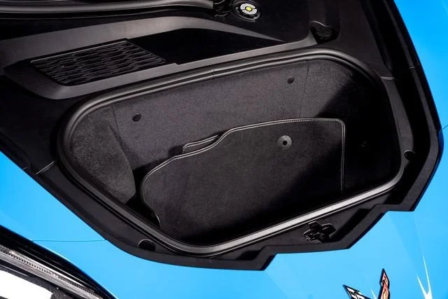 Used 2021 Rapid Blue Chevrolet Stingray image 11
