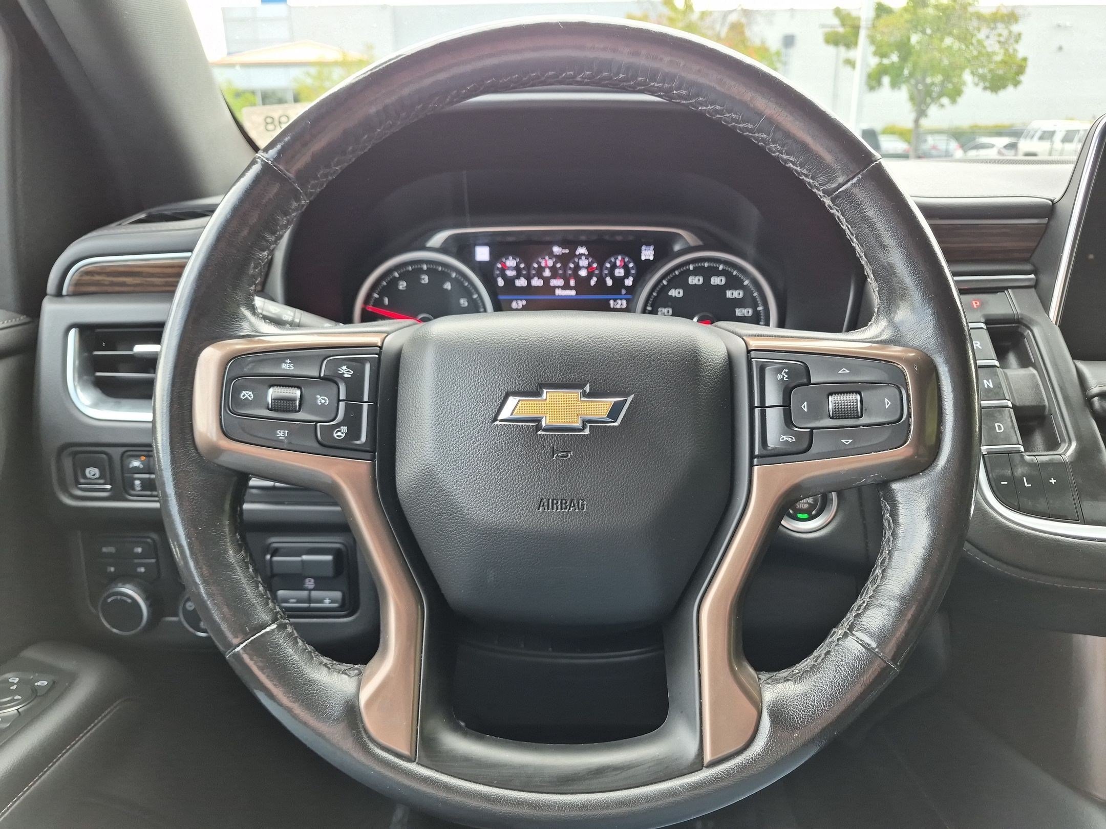 Certified Used 2021 Iridescent Pearl Tricoat Chevrolet High Country image 16
