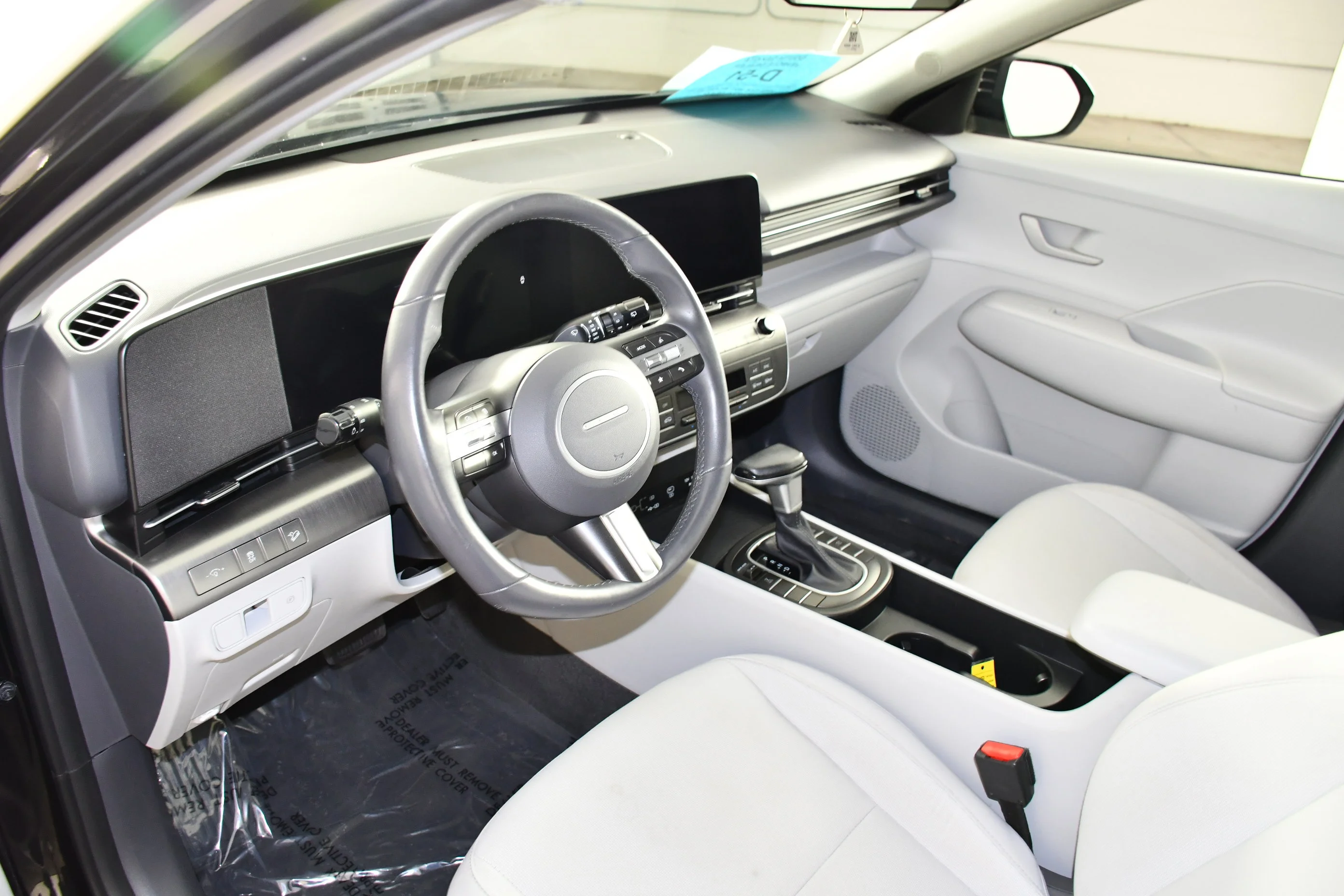 Used 2025 Abyss Black Pearl Hyundai SEL image 2