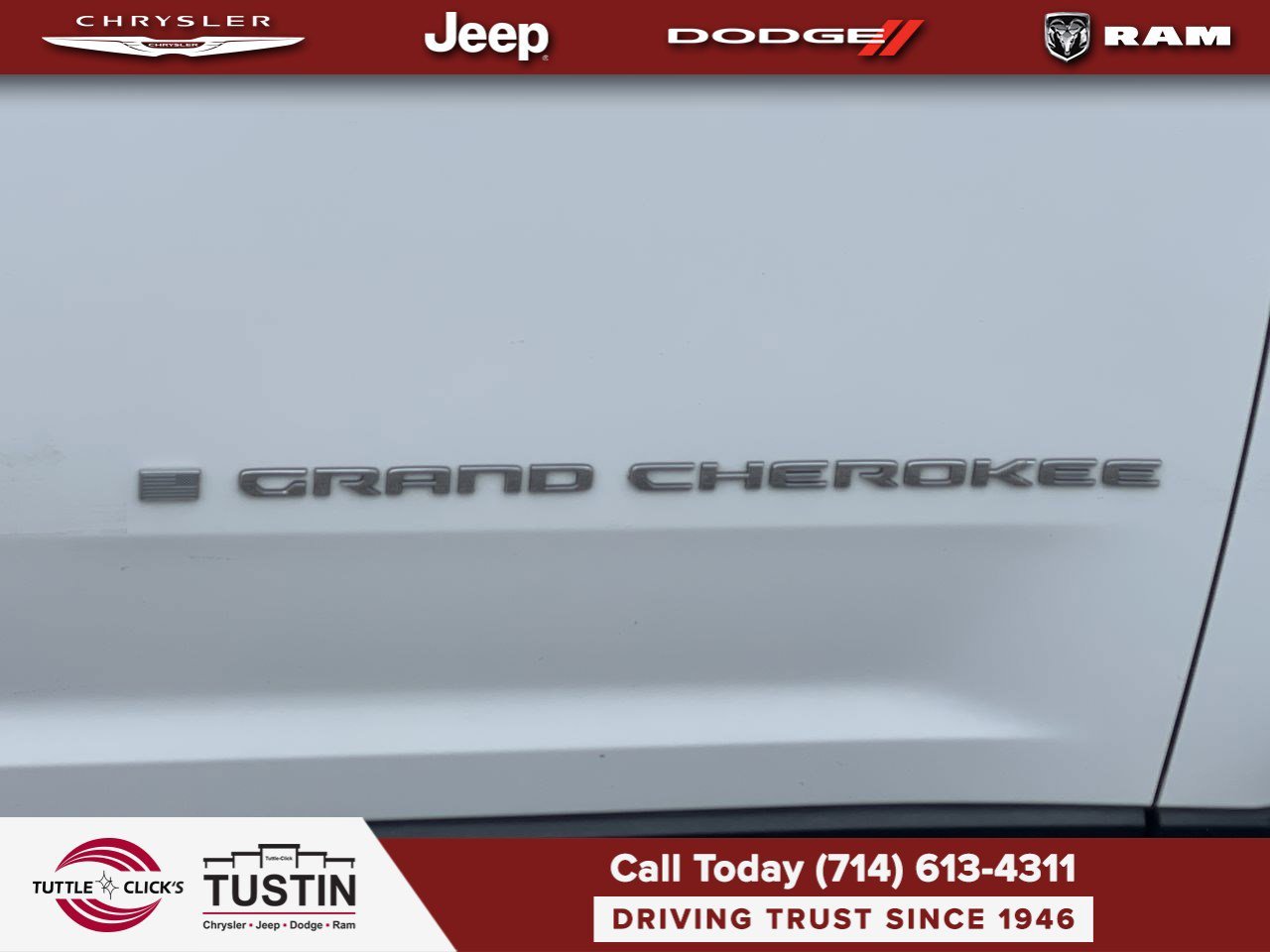 Used 2023 Bright White Clearcoat Jeep Laredo image 8