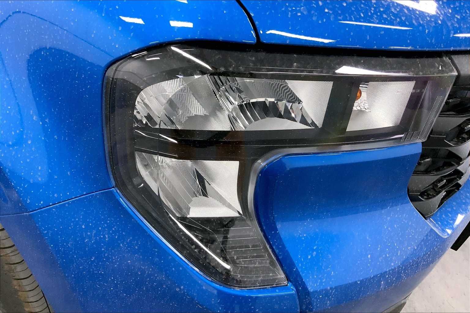 2025 Ford Maverick XLT - Photo 13