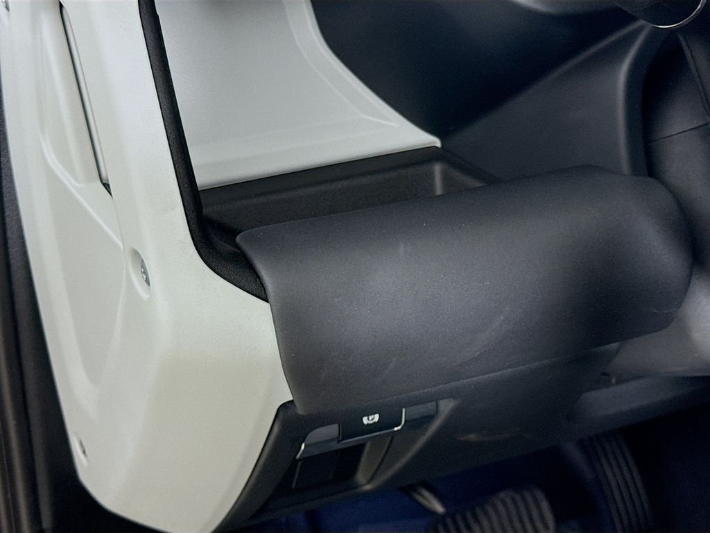 Certified Used 2024 Gray Land Rover S image 10