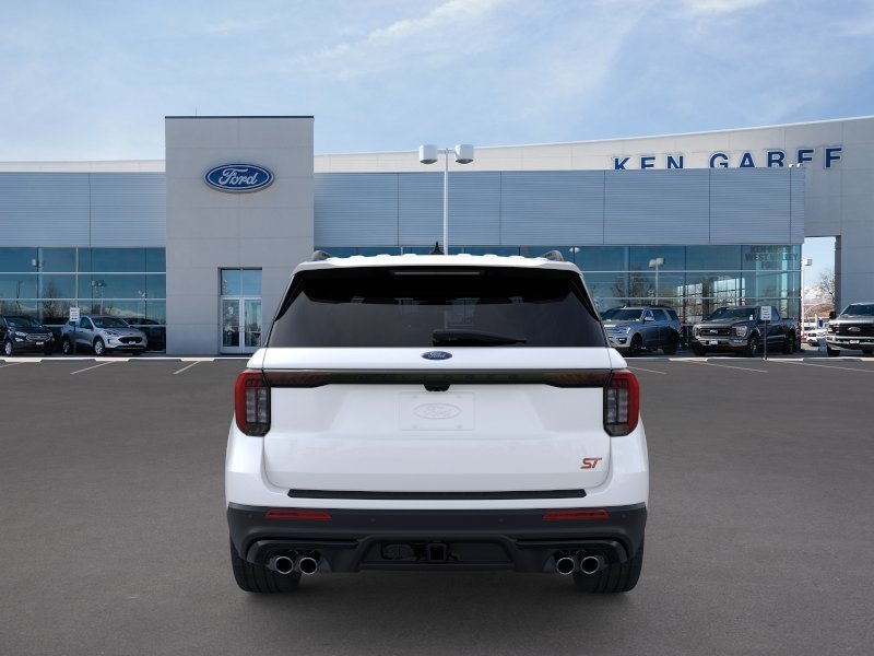 New 2026 Star White Metallic Tri-Coat Ford ST image 5