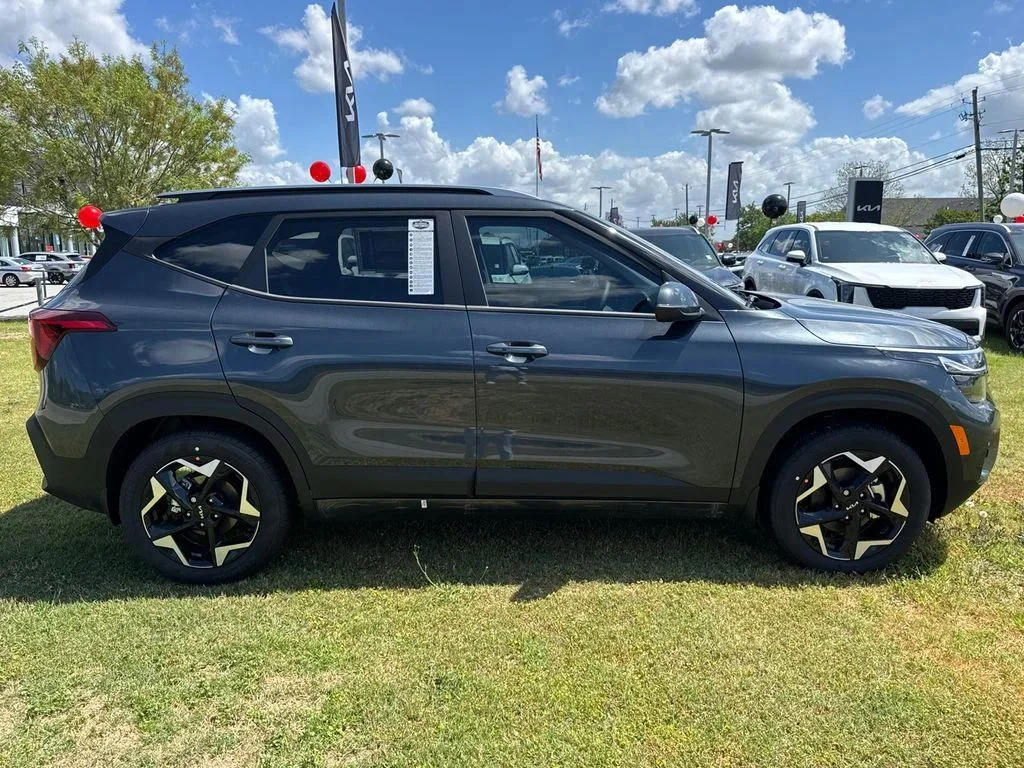 New 2026 Gray Kia S image 8
