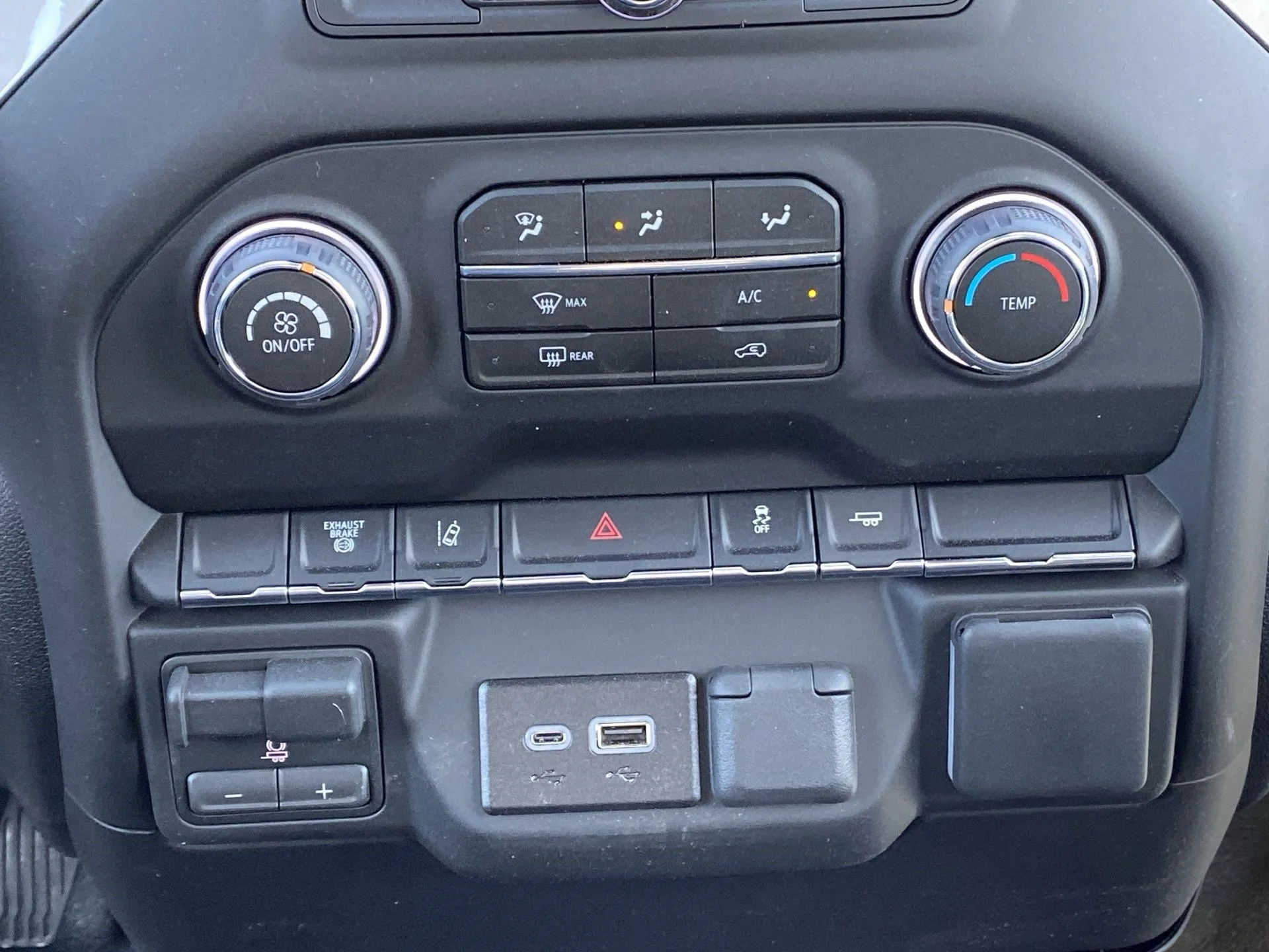 2026 Chevrolet Silverado 3500 HD Work Truck - Photo 33