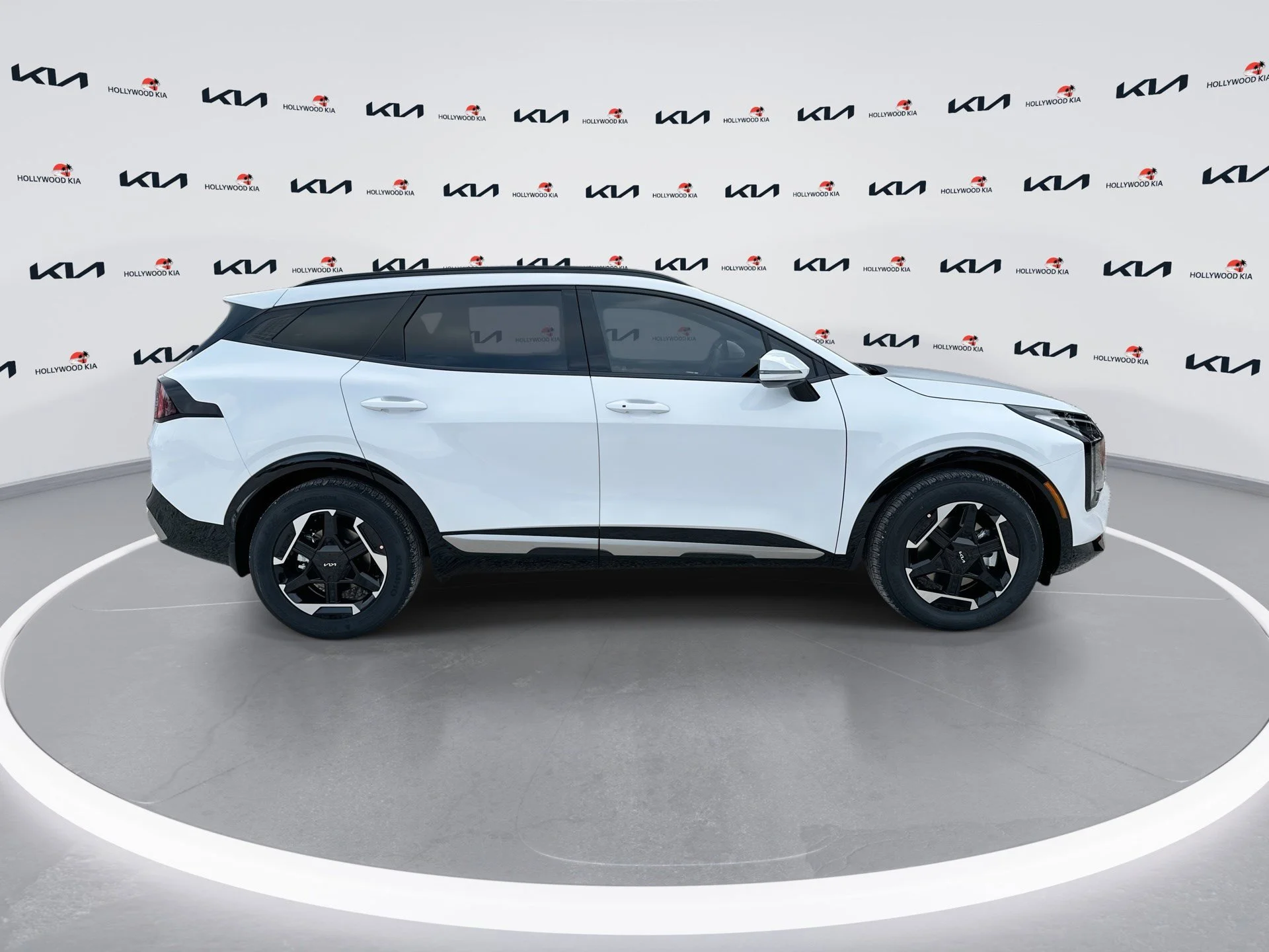 New 2026 Glacial White Pearl Kia SX image 9