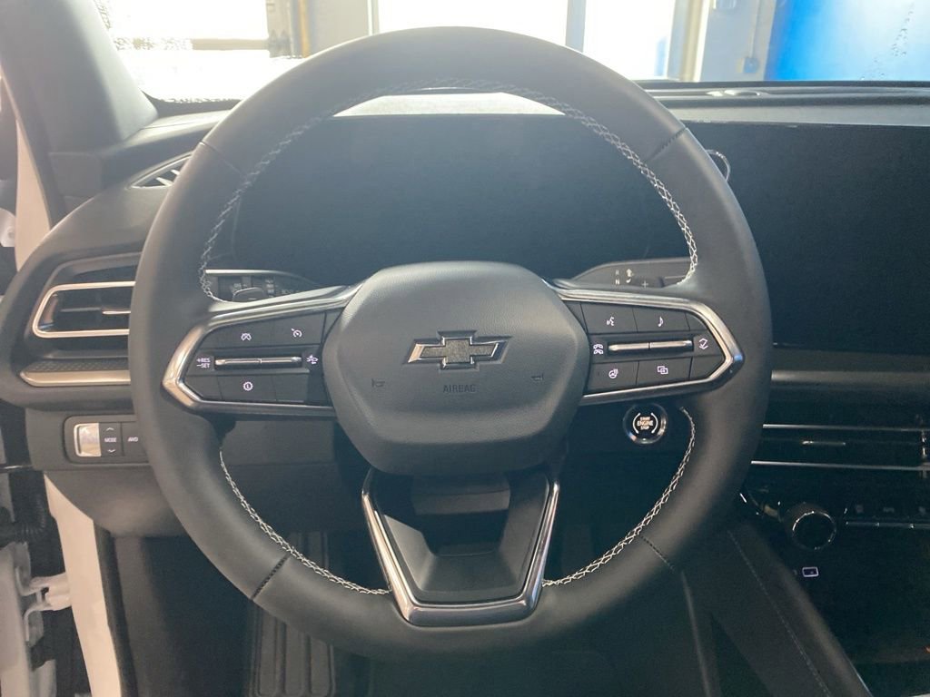 New 2026 Summit White Chevrolet LT image 7