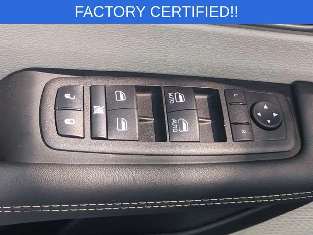 Used 2023 Black Chrysler Touring L image 14