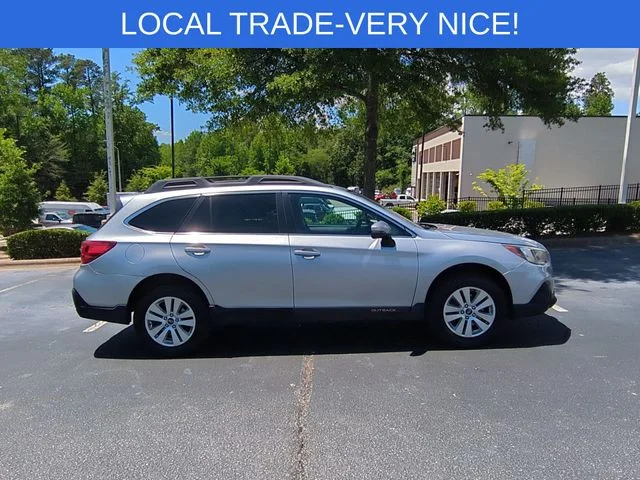 Used 2018 Silver Subaru 2.5i Premium image 6