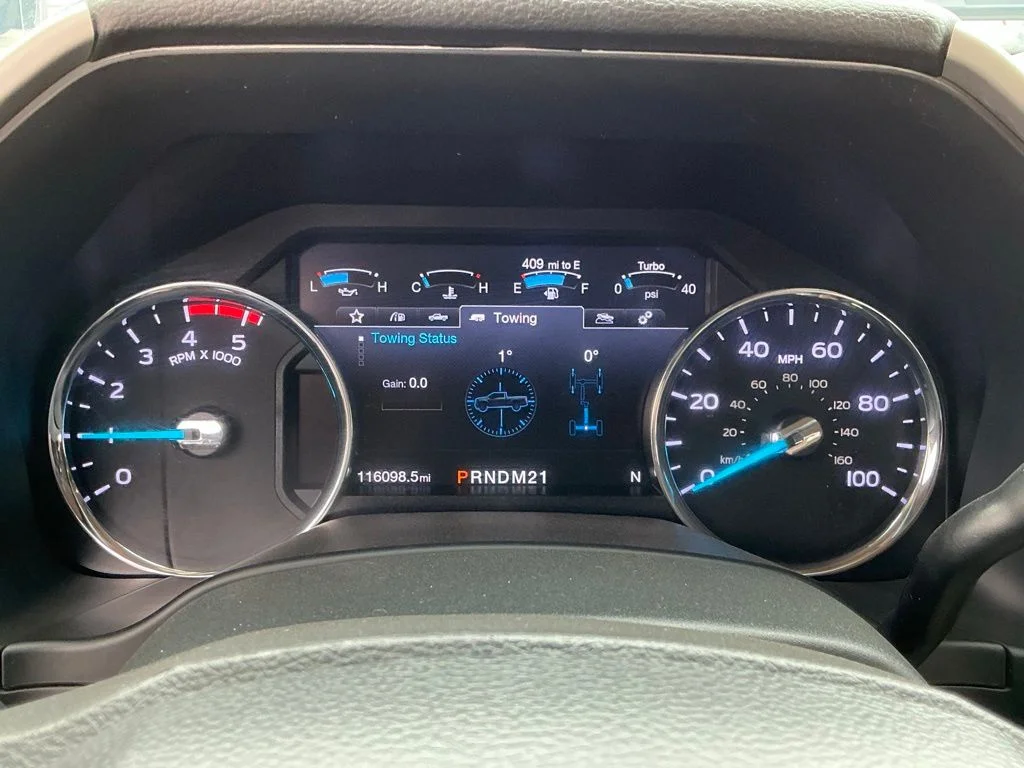 Used 2019 White Ford Lariat image 43