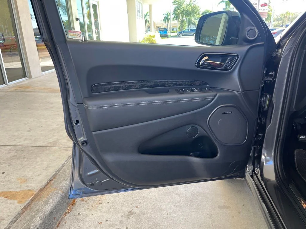New 2023 Vapor Gray Exterior Paint Dodge SRT Hellcat image 43