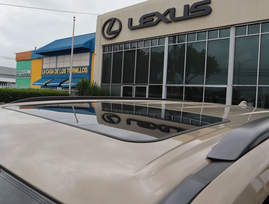 Used 2026  Lexus 700h Overtrail image 13