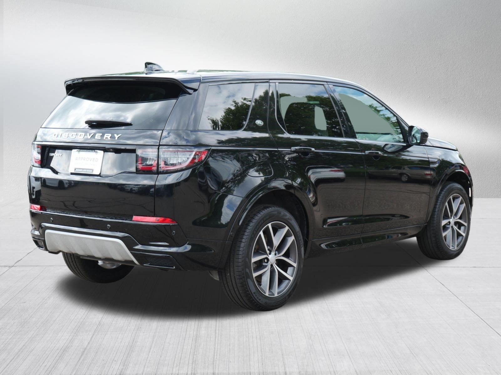 Certified Used 2025 Santorini Black Metallic Land Rover S image 5