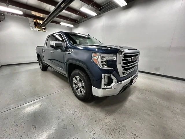 Used 2019 Blue GMC SLT image 2