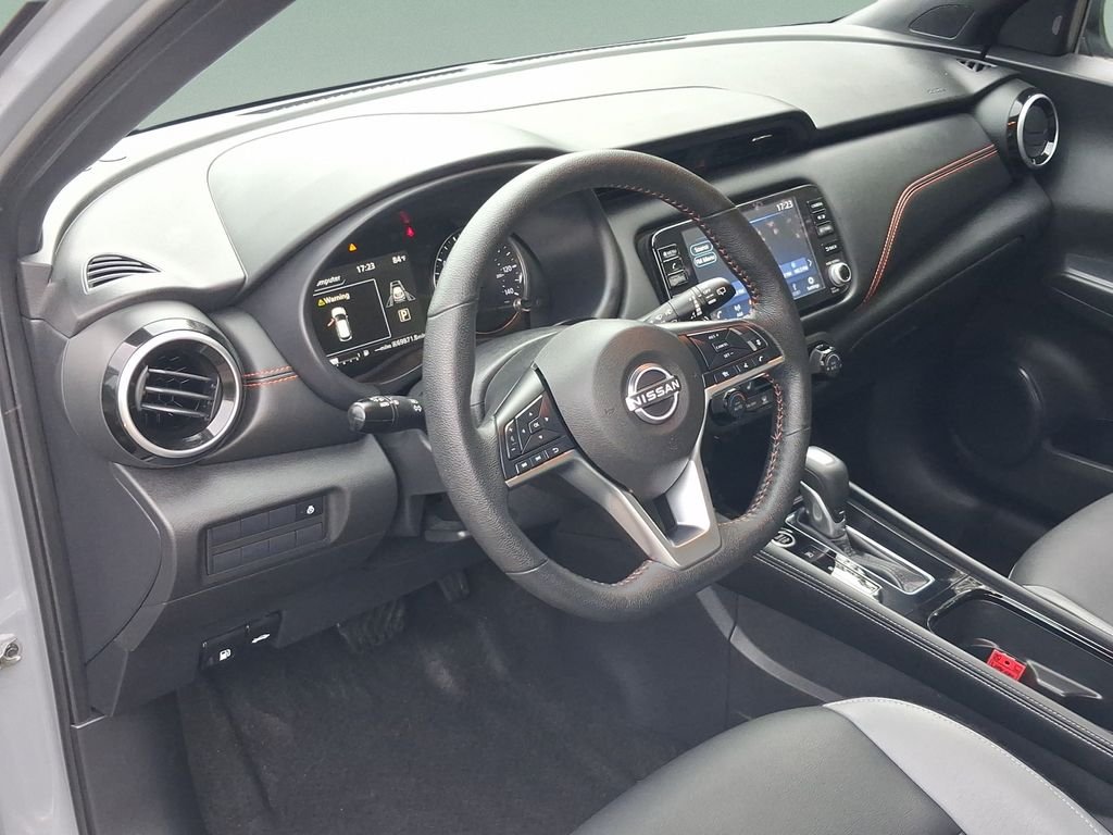 Used 2023 Gray Nissan SR image 19
