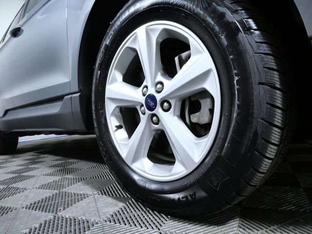Used 2022 Gray Ford SE image 2