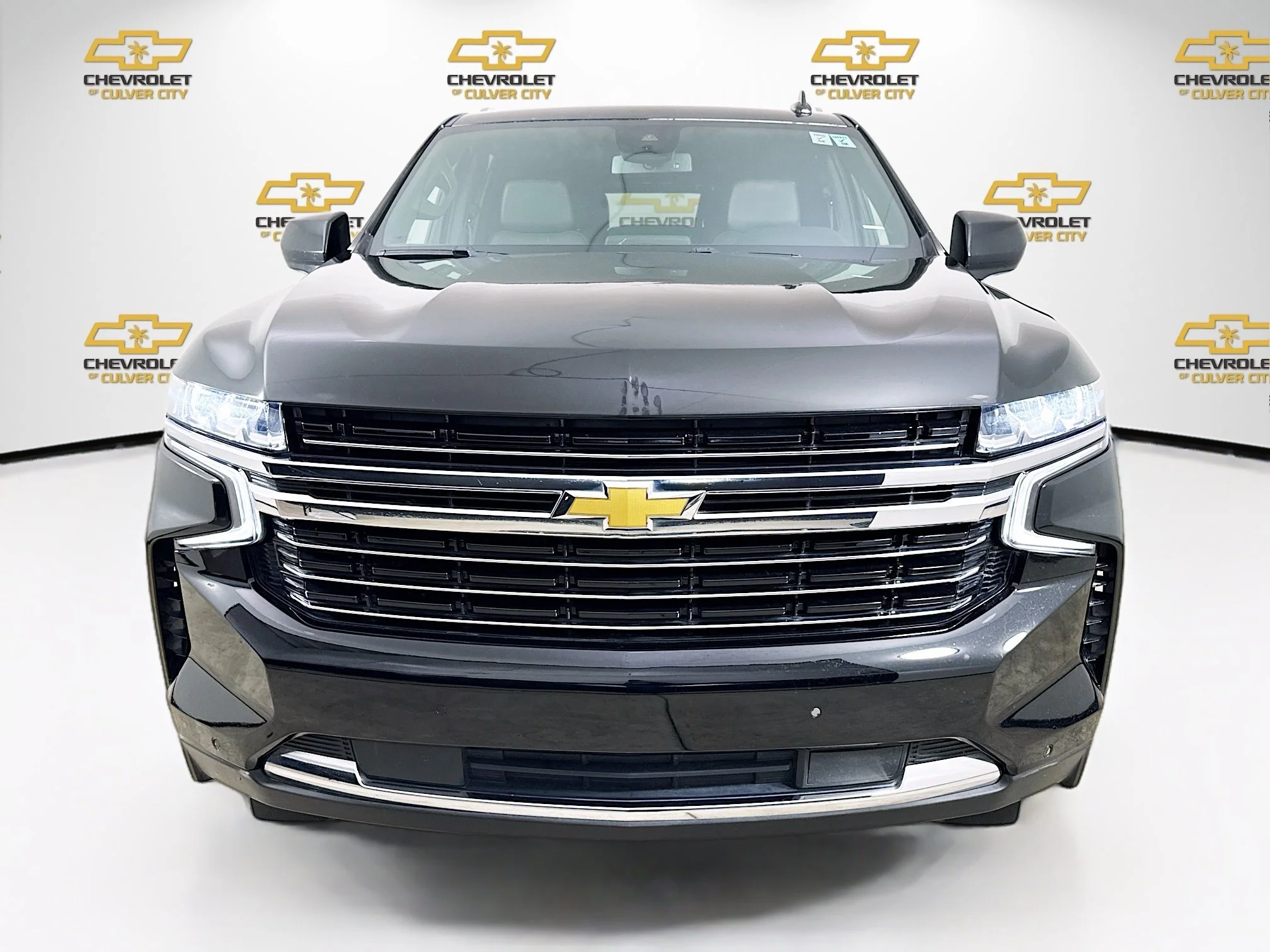 Used 2023 Sterling Gray Metallic Chevrolet LT image 2