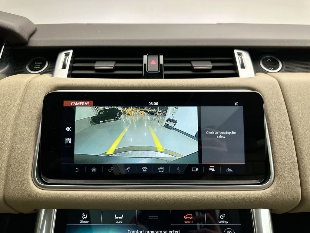 Used 2020 Eiger Gray Metallic Land Rover HSE image 28