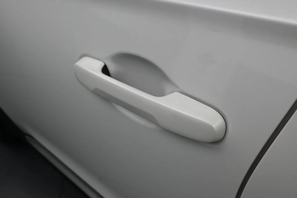 Used 2025 White Honda EX-L image 37