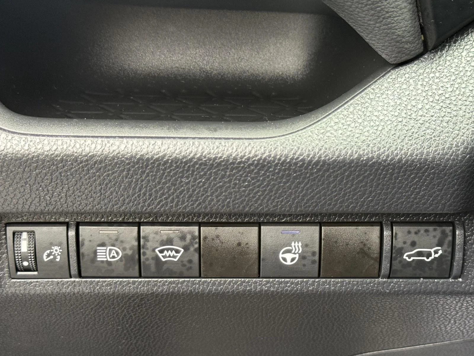 Used 2023 Magnetic Gray Metallic Toyota Hybrid SE image 30