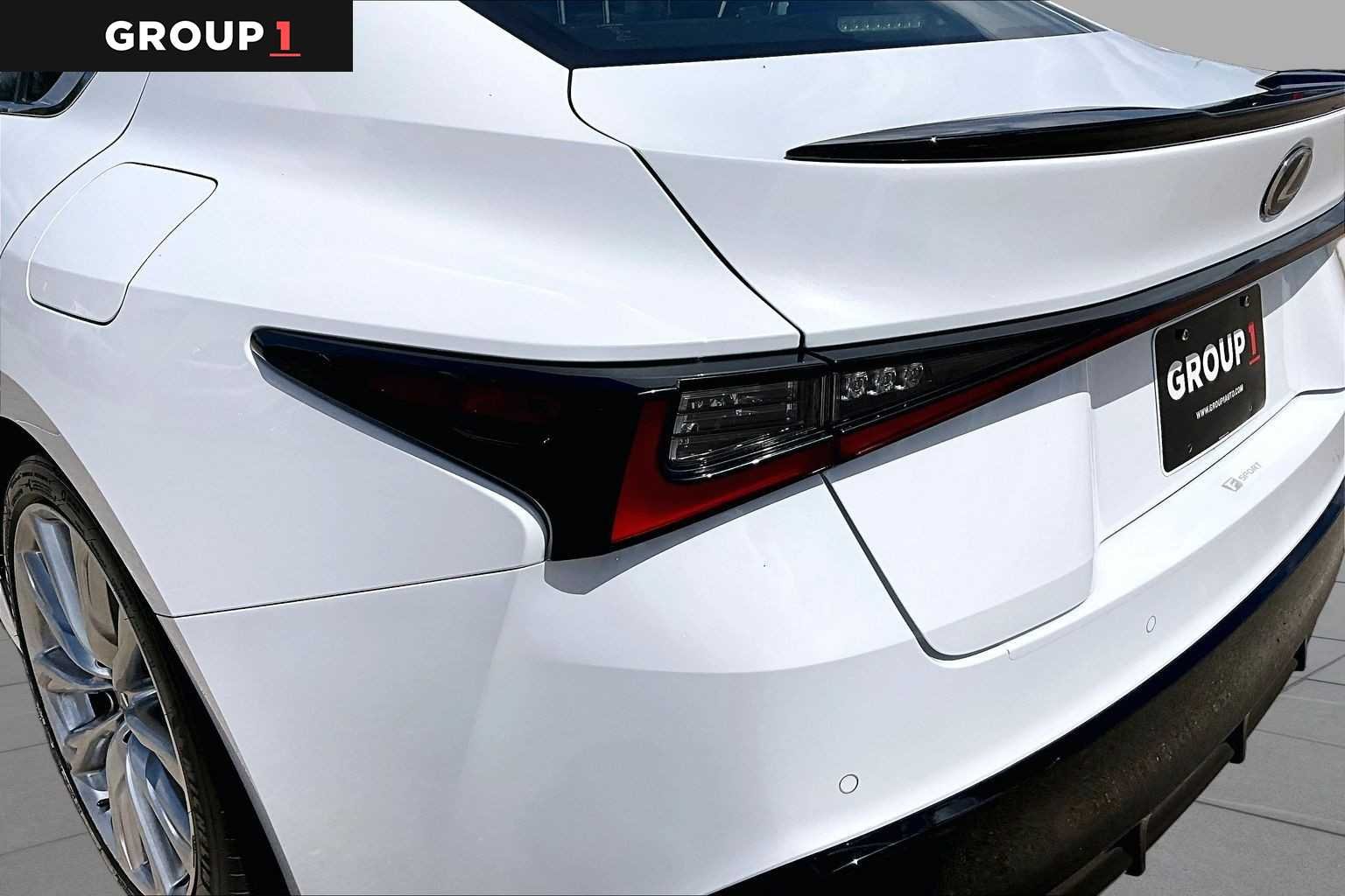 Used 2023 Ultra White Lexus F SPORT image 29