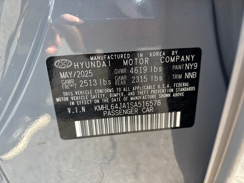 Used 2025 Blue Hyundai SEL image 10