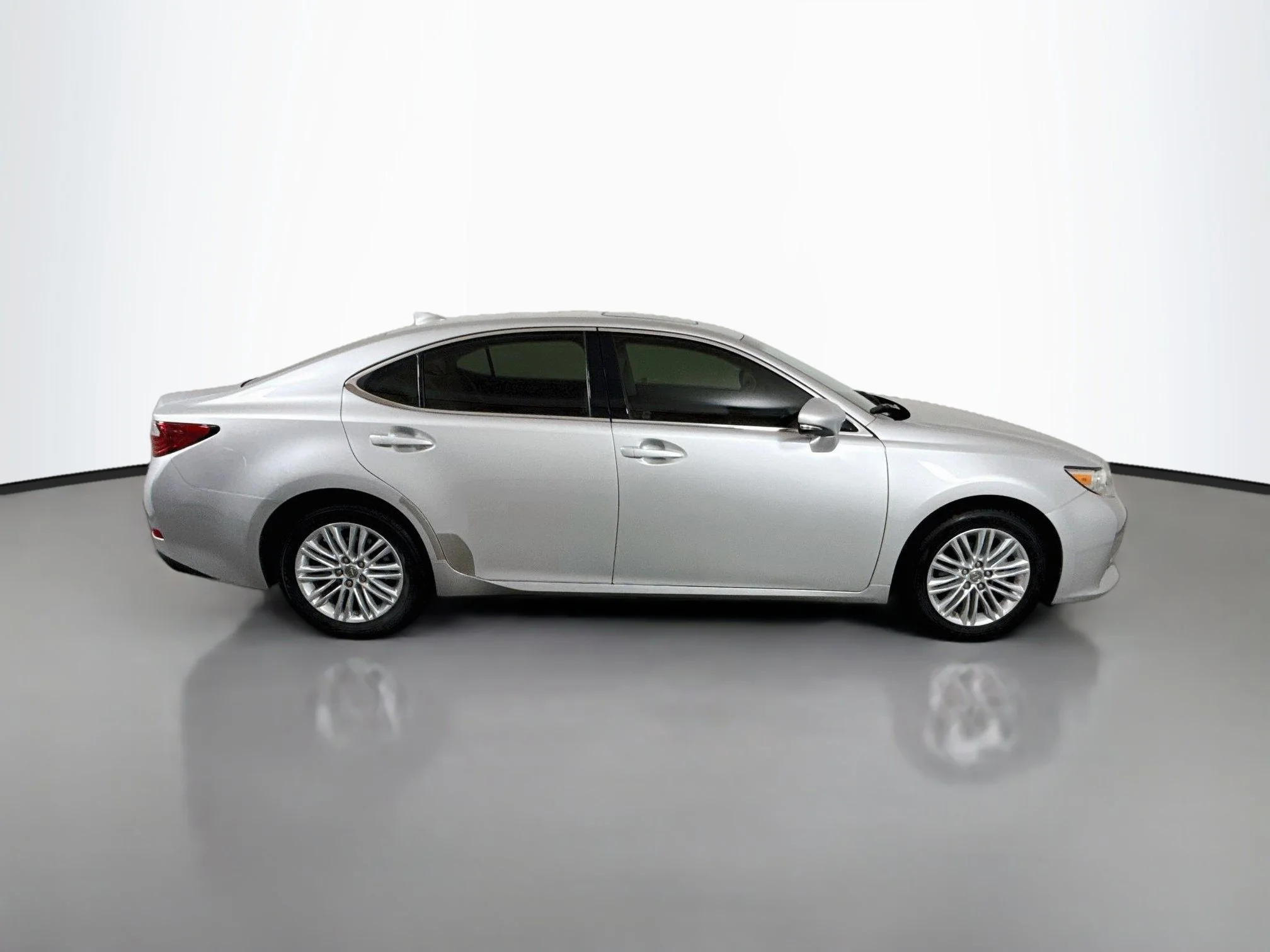 Used 2015 Silver Lining Metallic Lexus 350 image 8