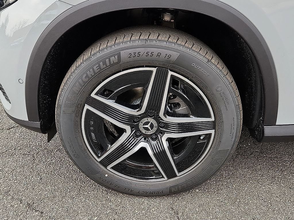 Used 2026 MANUFAKTUR Alpine Grey Mercedes-Benz GLC 300 image 5