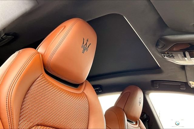 Used 2021  Maserati GranLusso image 28