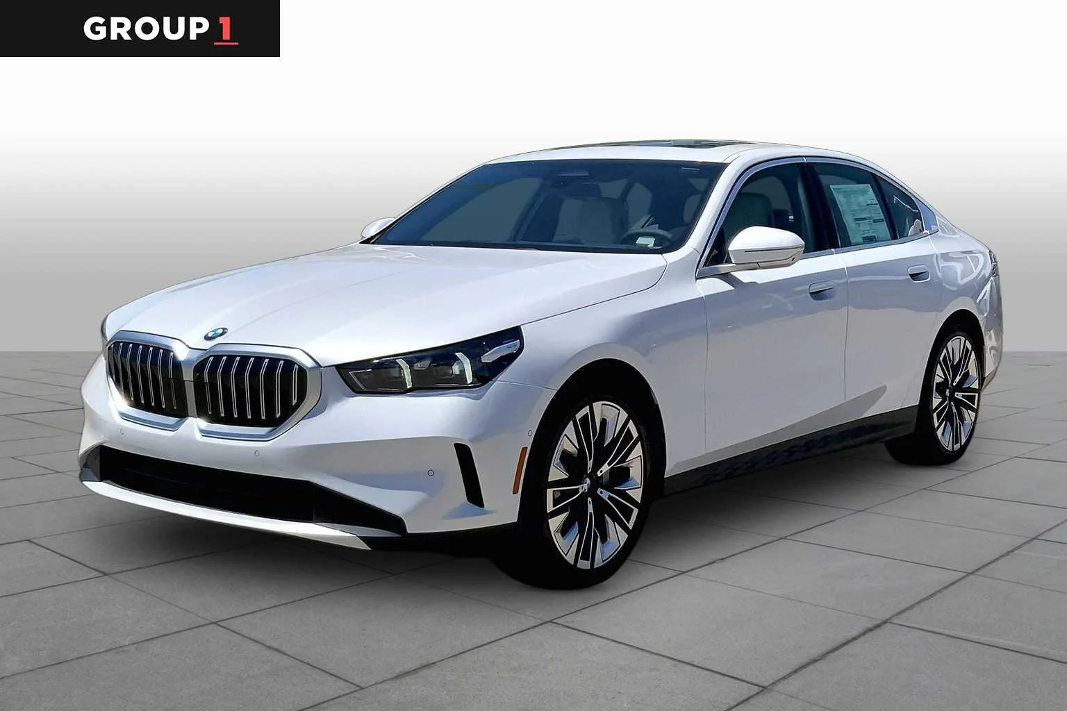 2027 BMW 5 Series 530i xDrive Sedan's photo