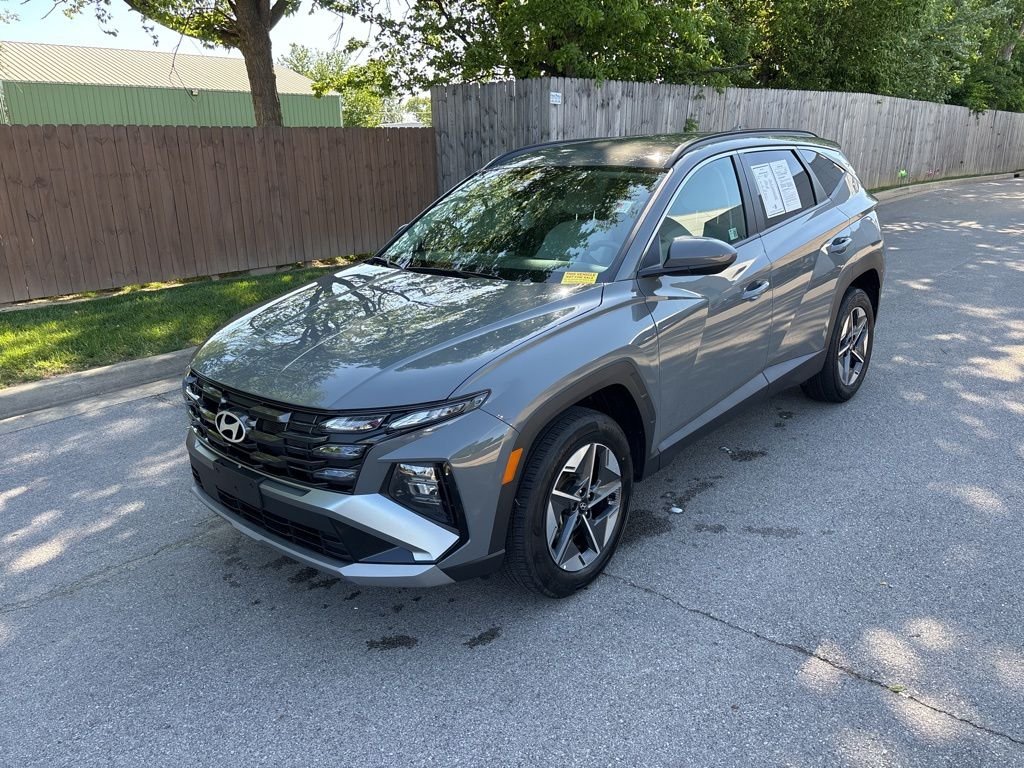 Used 2025 Gray Hyundai SEL image 1